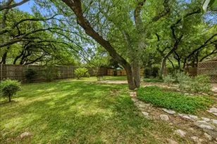 11819 Highland Oaks Trail, Austin, TX 78759 - Photo 28