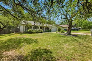 11819 Highland Oaks Trail, Austin, TX 78759 - Photo 2