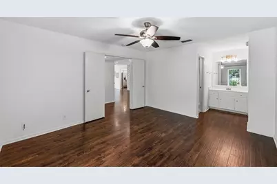 11819 Highland Oaks Trail, Austin, TX 78759 - Photo 18