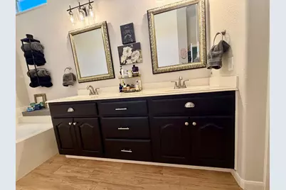 100 Enchanted Drive, Georgetown, TX 78633 - Photo 10