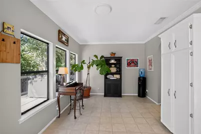 1911 Stoneridge Road, Austin, TX 78746 - Photo 10