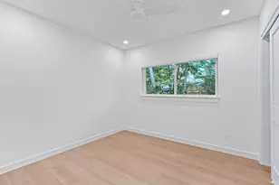 404 Arbor Ln, Austin, TX 78745 - Photo 18