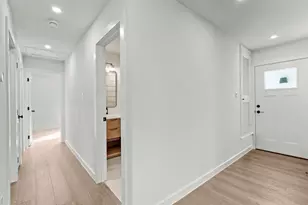 404 Arbor Ln, Austin, TX 78745 - Photo 2