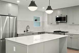 404 Arbor Ln, Austin, TX 78745 - Photo 10