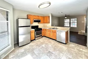 11901 E Swearingen Dr E, Austin, TX 78758 - Photo 8