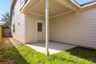 1702 Los Olivios Wy, Austin, TX 78725 - Photo 28