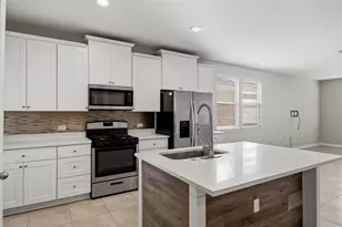1702 Los Olivios Wy, Austin, TX 78725 - Photo 6
