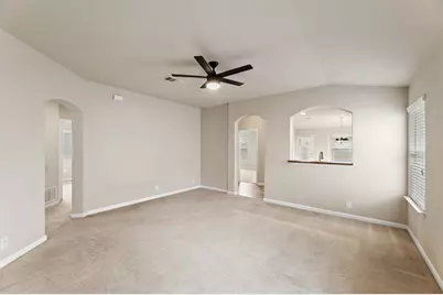 582 Briggs Drive, New Braunfels, TX 78130 - Photo 4