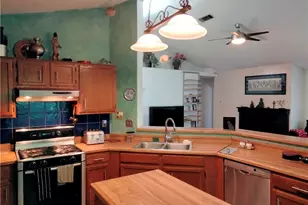 6413 Jennings Dr, Austin, TX 78727 - Photo 8