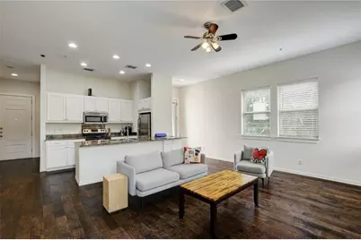 2708 San Pedro Street #301, Austin, TX 78705 - Photo 2
