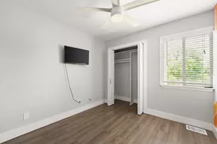 6410 Chimney Creek Cir, Austin, TX 78723 - Photo 24
