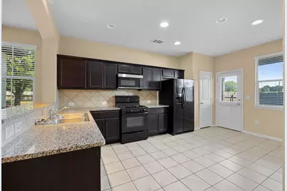 2880 Donnell Drive #101, Round Rock, TX 78664 - Photo 8