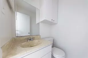 7200 Creekside Dr, Austin, TX 78752 - Photo 18