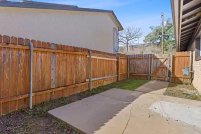 7200 Creekside Drive #A, B, C, & D, Austin, TX 78752 - Photo 16