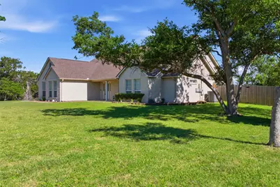 71 Wrangler Drive, Morgans Point, TX 76513 - Photo 12