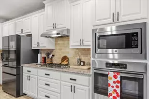 2852 Coral Valley Dr, Leander, TX 78641 - Photo 14