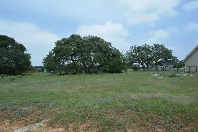 124 Hiram Cook, Blanco, TX 78606 - Photo 2