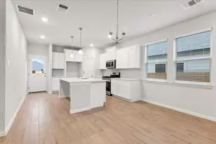 320 Windstar Rd, Liberty Hill, TX 78642 - Photo 6