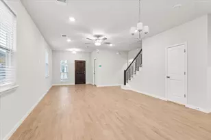 320 Windstar Rd, Liberty Hill, TX 78642 - Photo 4