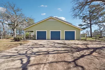 407 Country Lane, McDade, TX 78650 - Photo 30