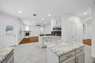 6025 Ronchamps Drive, Round Rock, TX 78681 - Photo 14