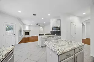 6025 Ronchamps Dr, Round Rock, TX 78681 - Photo 14