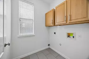 6025 Ronchamps Dr, Round Rock, TX 78681 - Photo 16