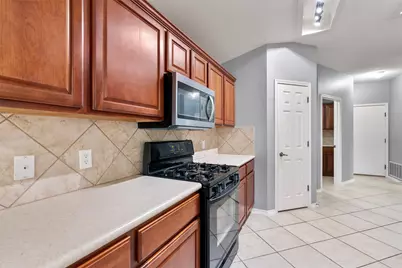 11600 Fletcher Hall Lane, Austin, TX 78717 - Photo 12