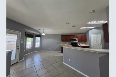 11600 Fletcher Hall Lane, Austin, TX 78717 - Photo 6
