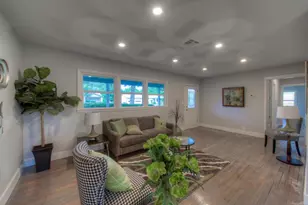 2011 Fort View Rd, Austin, TX 78704 - Photo 10