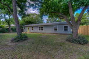 2011 Fort View Rd, Austin, TX 78704 - Photo 28