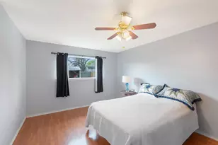 1309 Mallard Ln, Taylor, TX 76574 - Photo 10