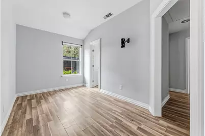 118 Camino De Agua, Elgin, TX 78621 - Photo 16