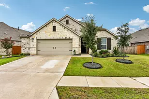 330 Bay Breeze Dr, Kyle, TX 78640 - Photo 2
