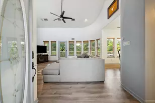 602 Jessie St, Austin, TX 78704 - Photo 4