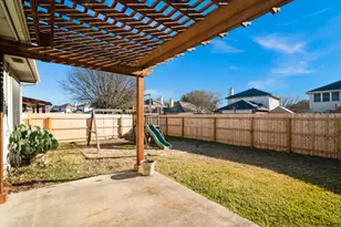 1135 Disraeli Cir, Pflugerville, TX 78660 - Photo 28