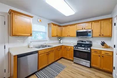 1130 Sundrop Place, Round Rock, TX 78665 - Photo 6