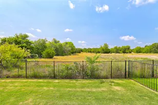 645 Treaty Oak Dr, Georgetown, TX 78628 - Photo 32