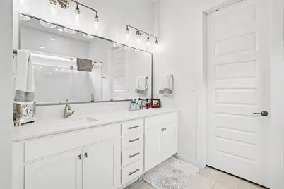 645 Treaty Oak Drive, Georgetown, TX 78628 - Photo 16