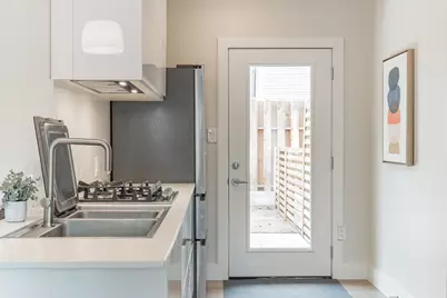 2201 Leon Street, Austin, TX 78705 - Photo 18