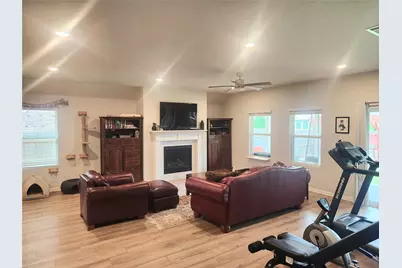 180 Golden Gate Lane, Kyle, TX 78640 - Photo 4