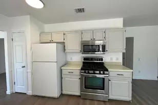 224 San Felipe, Kyle, TX 78640 - Photo 6