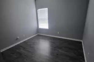 120 Almquist St, Hutto, TX 78634 - Photo 6