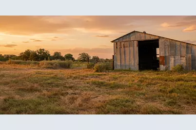 5043 Old Waelder Road, Flatonia, TX 78941 - Photo 4