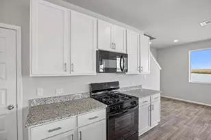 108 Cider Crk Dr, Elgin, TX 78621 - Photo 10