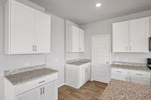 108 Cider Crk Dr, Elgin, TX 78621 - Photo 8