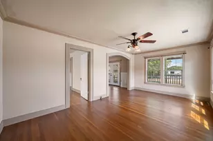 808 N Water St, Burnet, TX 78611 - Photo 6