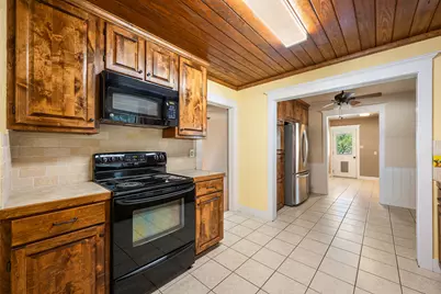 808 N Water Street, Burnet, TX 78611 - Photo 10