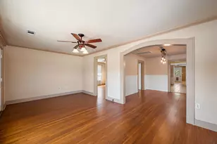 808 N Water St, Burnet, TX 78611 - Photo 8