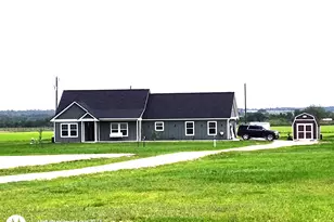 2001 Sunflower Row, Coupland, TX 78615 - Photo 4